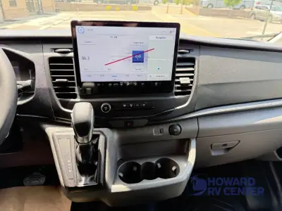 2027 Pleasure-Way Ontour 2.2 AWD photo 11