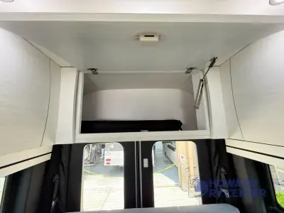 2027 Pleasure-Way Ontour 2.2 AWD photo 26