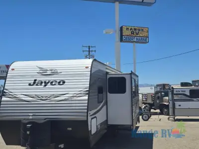 2019 Jayco Jay Flight 28BHS photo 6
