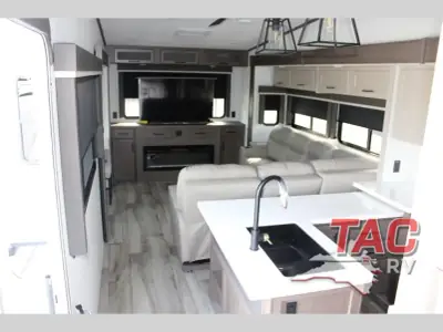 2027 Keystone Cougar 320RDS photo 7
