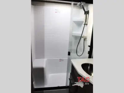 2027 Keystone Cougar 320RDS photo 16