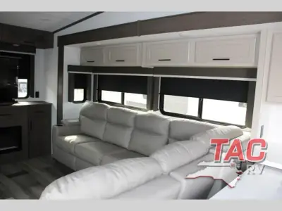2027 Keystone Cougar 320RDS photo 22