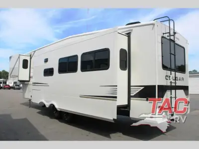 2027 Keystone Cougar 320RDS photo 5