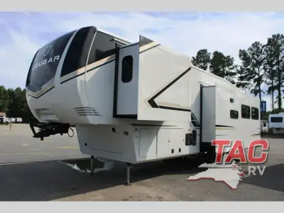 2027 Keystone Cougar 320RDS photo 4