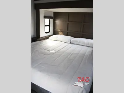 2027 Keystone Cougar 320RDS photo 10