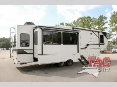 2027 Keystone Cougar 316RLS photo 6