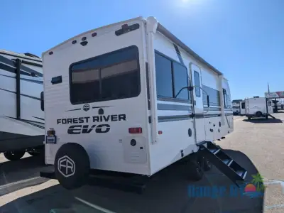 2025 Forest River EVO 2230 photo 4