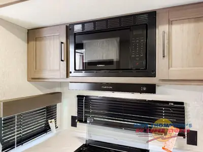 2026 Grand Design Transcend Xplor photo 24