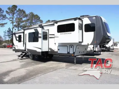 2026 Forest River Rockwood Signature 402SFL