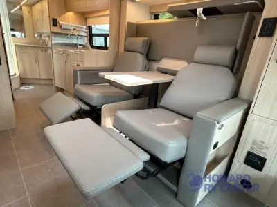2027 Leisure Travel Wonder 24MBL photo 17
