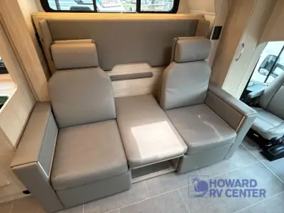2027 Leisure Travel Wonder 24MBL photo 18