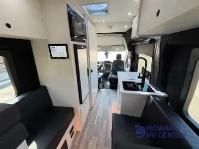 2027 Pleasure-Way Ontour 2.2-RB photo 42