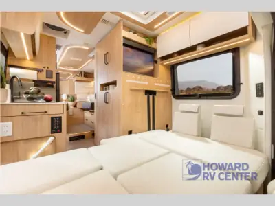 2027 Leisure Travel Unity U24TBX photo 11