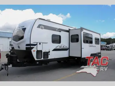 2026 Forest River Grand Surveyor 267RBSS photo 4