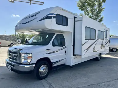2018 Forest River Sunseeker 2850S LE photo 4