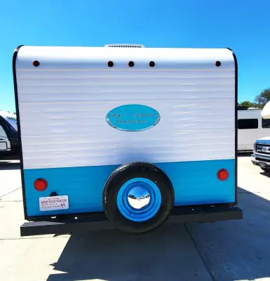 2023 The Old School Trailer 820 photo 4