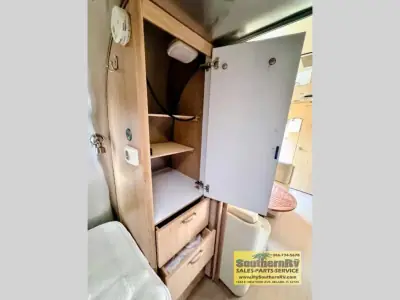 2020 Airstream Flying Cloud 23FB photo 7
