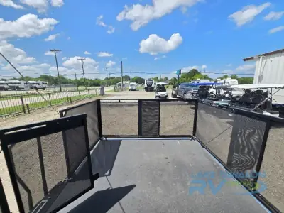2020 Keystone Raptor 423 photo 8