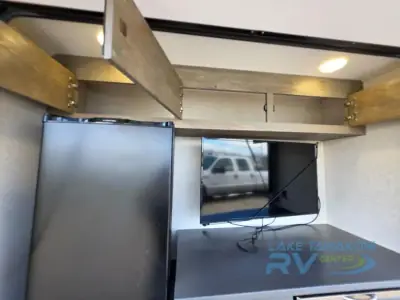 2020 Keystone Raptor 423 photo 59