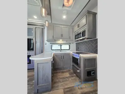 2020 Keystone Raptor 423 photo 17