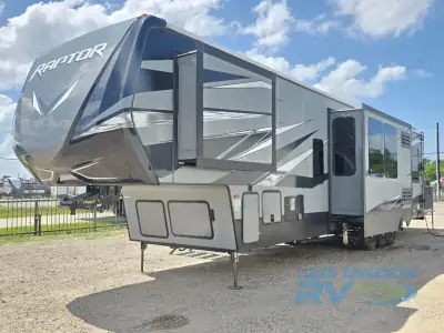 2020 Keystone Raptor 423 photo 3