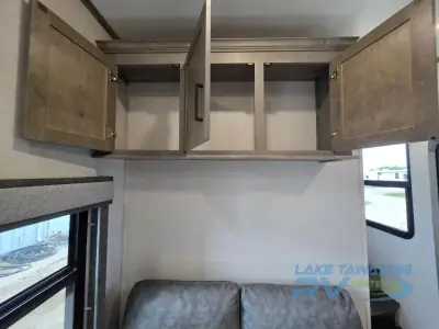 2020 Keystone Raptor 423 photo 41
