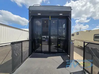 2020 Keystone Raptor 423 photo 7