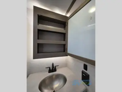 2020 Keystone Raptor 423 photo 39