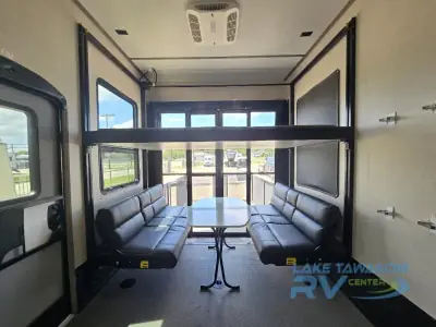 2020 Keystone Raptor 423 photo 48