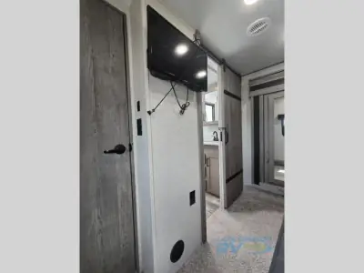 2020 Keystone Raptor 423 photo 29