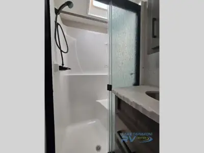 2020 Keystone Raptor 423 photo 25