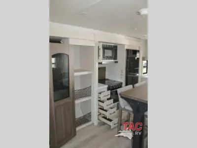 2026 Forest River Grand Surveyor 290RLDS photo 27