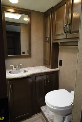 2020 Thor Motor Coach Four Winds 31Y photo 18