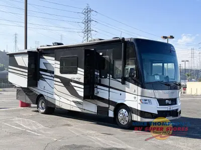 New 2026 Newmar Bay Star 3225