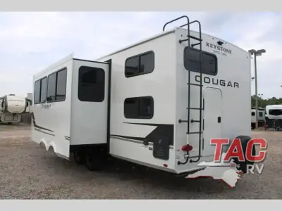 2027 Keystone Cougar Half-Ton 28BHS photo 5