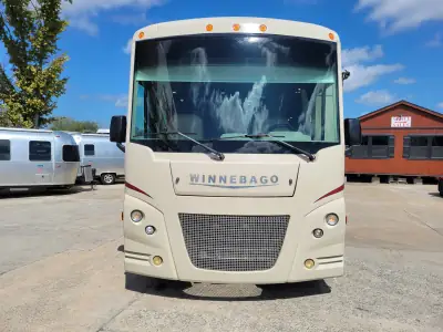 2017 Winnebago Vista 31BE photo 8