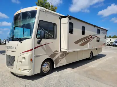 2017 Winnebago Vista 31BE photo 4
