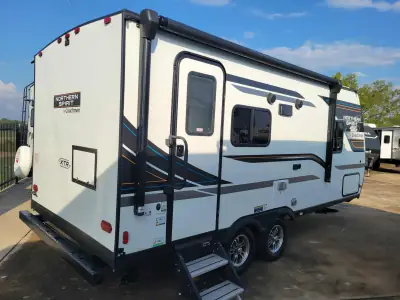 2022 Coachmen Northern Spirit XTR 1840RBX photo 4