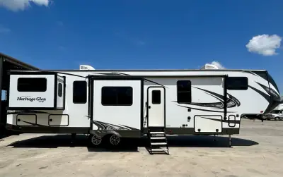 2018 Forest River Wildwood Heritage Glen LTZ 372RD