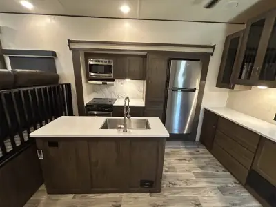 2018 Forest River Wildwood Heritage Glen LTZ 372RD photo 10