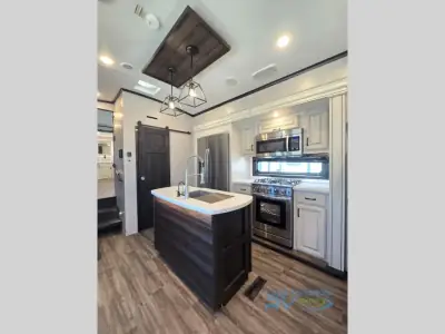 2023 Jayco North Point 382FLRB photo 16