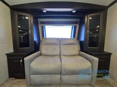 2023 Jayco North Point 382FLRB photo 12
