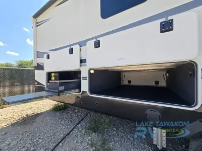 2023 Jayco North Point 382FLRB photo 7