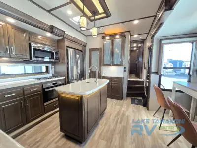 2020 Grand Design Solitude 375RES R photo 12