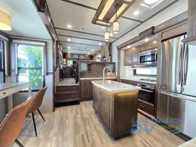 2020 Grand Design Solitude 375RES R photo 7