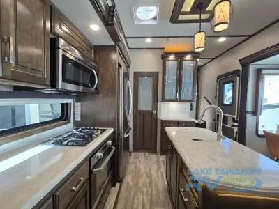 2020 Grand Design Solitude 375RES R photo 16