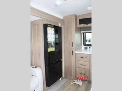 2027 Forest River Rockwood Mini Lite 2523MBR photo 11