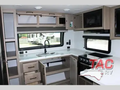 2027 Forest River Rockwood Mini Lite 2523MBR photo 12