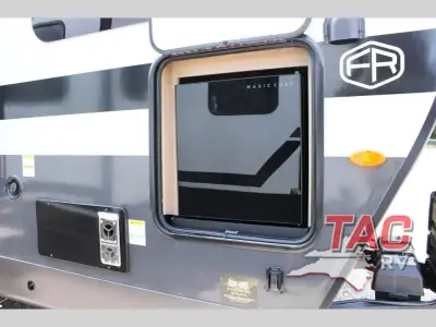 2027 Forest River Rockwood Mini Lite 2523MBR photo 7