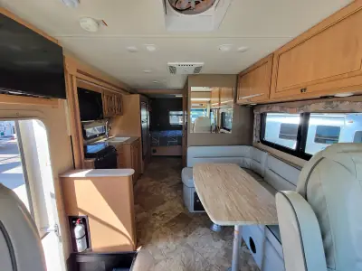 2016 Thor Motor Coach Windsport 27K photo 9